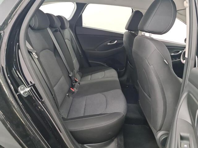 Hyundai I 30 Wagon 1.0 T-GDi MHEV Comfort Smart Navi | Cruise | Carpley | Keyless | Afneem Trekhaak | PDC | NAP | Volledig Dealer Onderh.