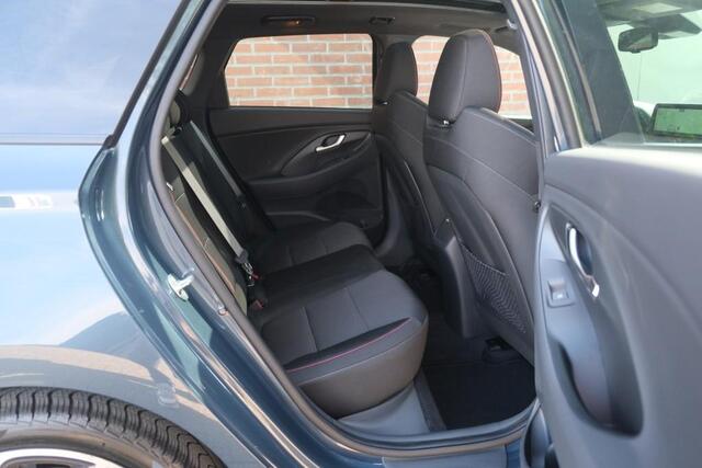 Hyundai I 30 1.5 T-GDi MHEV 160pk Aut. Wagon N Line Sky | Navi | Climate | Adaptive Cruise | Panoramadak | Camera | PDC | 18" velgen