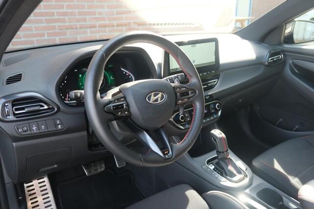 Hyundai I 30 1.5 T-GDi MHEV 160pk Aut. Wagon N Line Sky | Navi | Climate | Adaptive Cruise | Panoramadak | Camera | PDC | 18" velgen