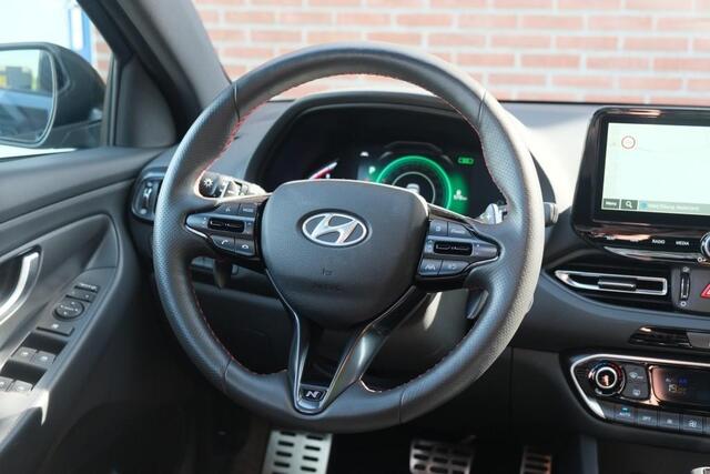 Hyundai I 30 1.5 T-GDi MHEV 160pk Aut. Wagon N Line Sky | Navi | Climate | Adaptive Cruise | Panoramadak | Camera | PDC | 18" velgen