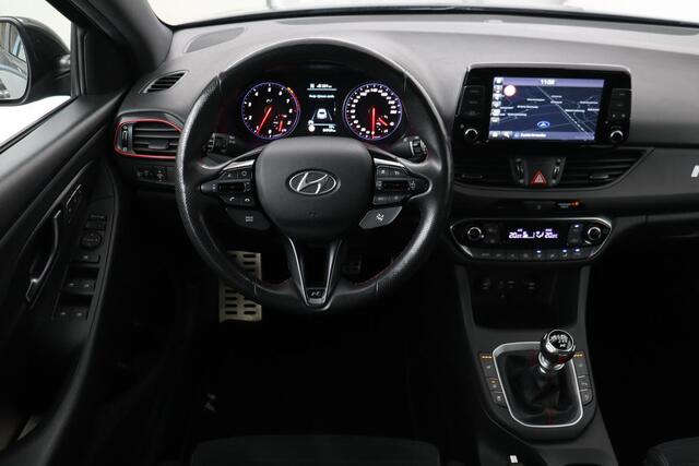 Hyundai I 30 Fastback N2 2.0 T-GDI | Stoel & stuurverwarming | Full LED | Memory | Camera | Carplay | Leder/Alcantara | Keyless | Navigatie