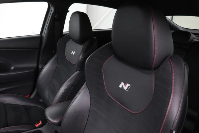 Hyundai I 30 Fastback N2 2.0 T-GDI | Stoel & stuurverwarming | Full LED | Memory | Camera | Carplay | Leder/Alcantara | Keyless | Navigatie