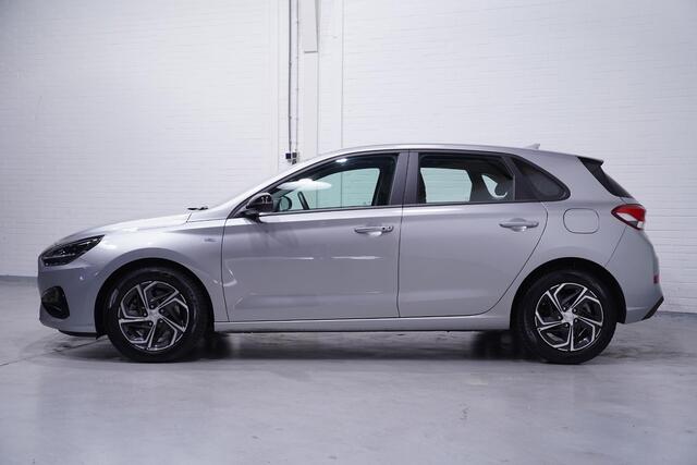 Hyundai I 30 1.0 T-GDi MHEV Comfort Smart Navi Clima Camera Led koplampen PDC Apple Carplay/Android Auto 1e Eig. NAP
