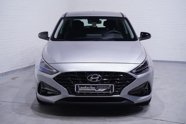 Hyundai I 30 1.0 T-GDi MHEV Comfort Smart Navi Clima Camera Led koplampen PDC Apple Carplay/Android Auto 1e Eig. NAP