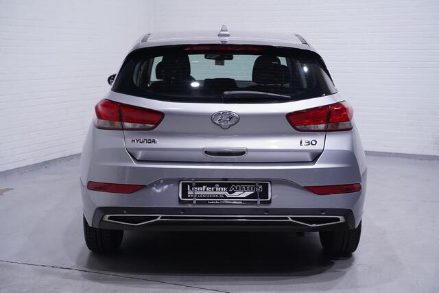 Hyundai I 30 1.0 T-GDi MHEV Comfort Smart Navi Clima Camera Led koplampen PDC Apple Carplay/Android Auto 1e Eig. NAP