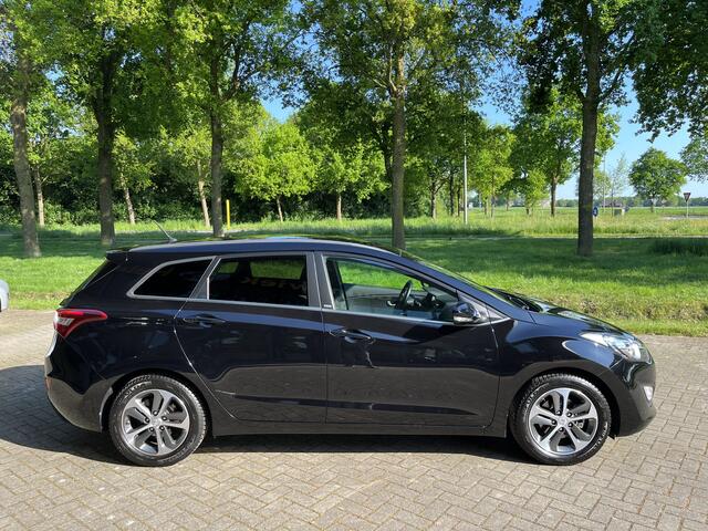 Hyundai I 30 1.4 | LAGE KM STAND | STOEL + STUURVERW | AIRCO | CRUISE
