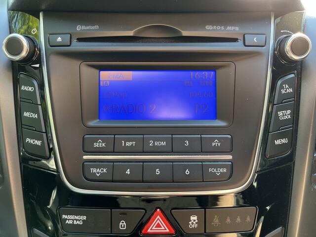 Hyundai I 30 1.4 | LAGE KM STAND | STOEL + STUURVERW | AIRCO | CRUISE