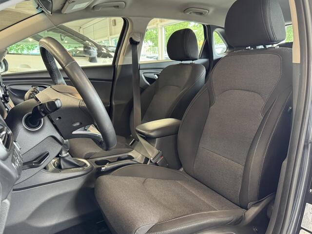 Hyundai I 30 1.0 T-GDi MHEV i-Motion Standkachel | Airco | Bluetooth telefoonvoorbereiding | Cruise | LED | Trekhaak | ( Vestiging - Nieuwegein )