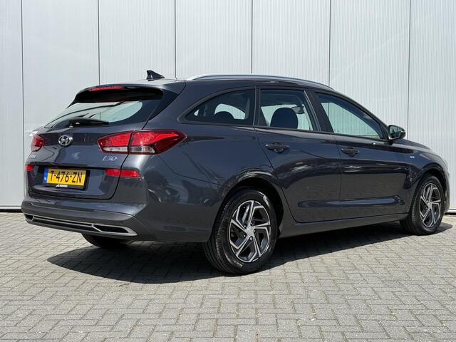 Hyundai I 30 Wagon 1.0 T-GDi MHEV Comfort Smart / Navigatie / Airco / Cruise Control / Apple Carplay & Android Auto / Digitaal Dashboard / Elek. Ramen / Leder Multifunctioneel Stuur /