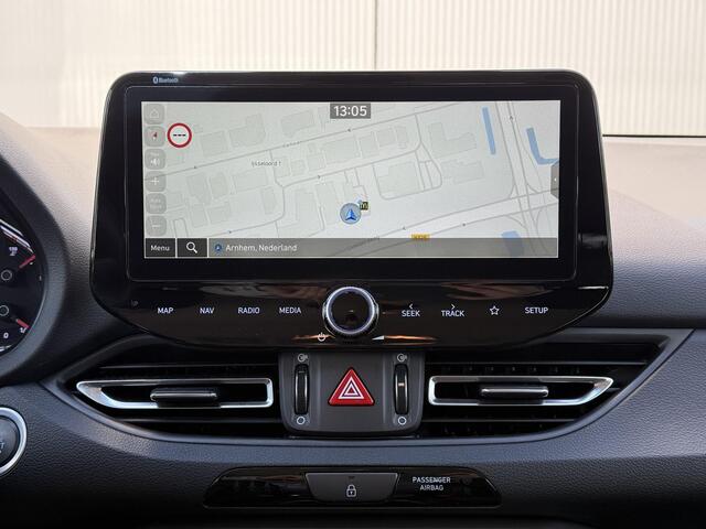 Hyundai I 30 Wagon 1.0 T-GDi MHEV Comfort Smart / Navigatie / Airco / Cruise Control / Apple Carplay & Android Auto / Digitaal Dashboard / Elek. Ramen / Leder Multifunctioneel Stuur /
