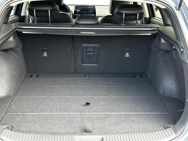 Hyundai I 30 Wagon 1.5 T-GDi MHEV Premium / Achteruitrijcamera / Climate Control / Cruise Control / Navigatie / Stoel- en Stuurverwarming / Vierseizoensbanden / Lederen bekleding / Full LED verlichting / Keyless entry&start /