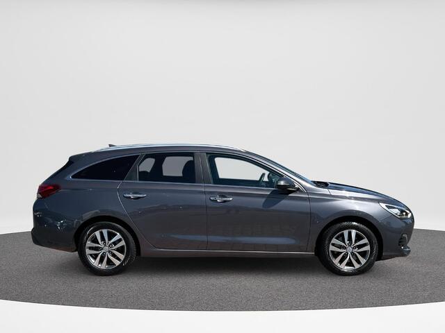 Hyundai I 30 Wagon 1.0 T-GDI Premium | 120Pk | Trekhaak | Navi | A-Camera | Clima |