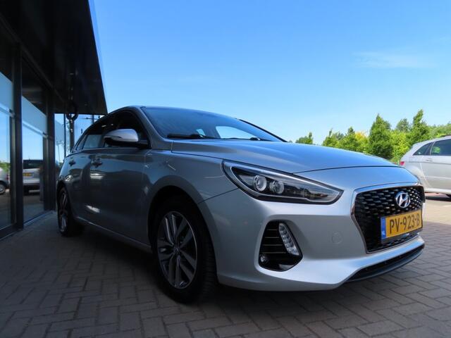 Hyundai I 30 1.0 T-GDI First Edition Ecc Navi Led Camera Trekhaak 2017