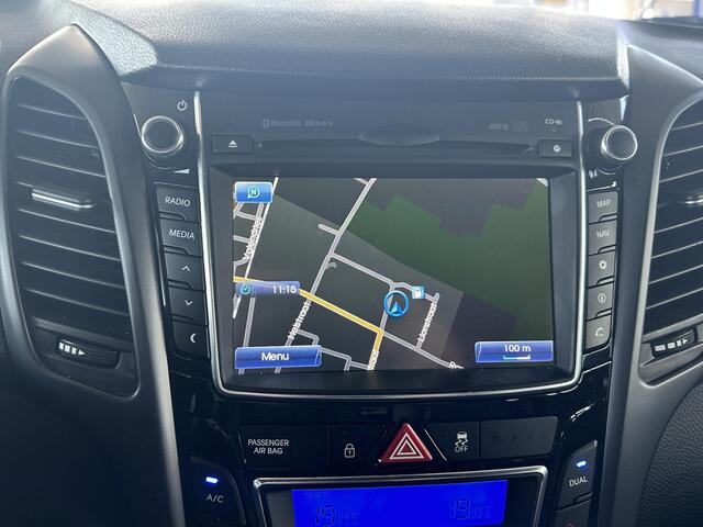 Hyundai I 30 1.4 i Navi | Clima | PDC | Camera