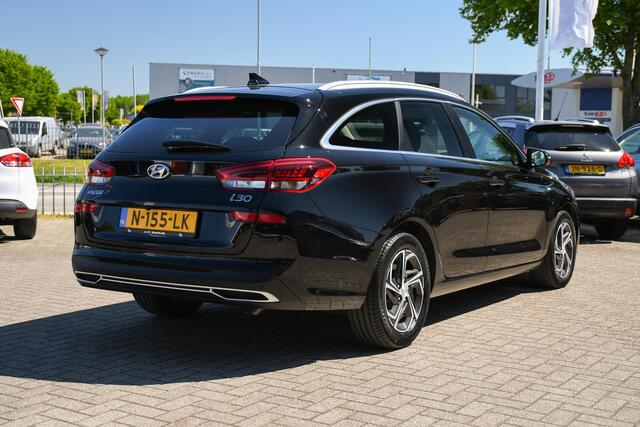 Hyundai I 30 Wagon 1.5 T-GDi MHEV Premium 1 EIGENAAR/ APPLE CARPLAY