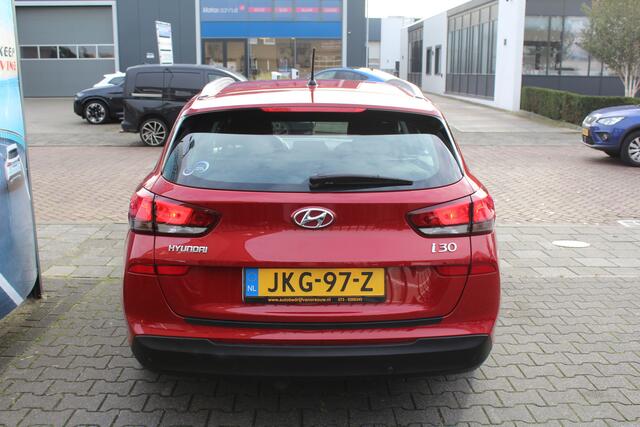 Hyundai I 30 Wagon 1.0 T-GDI Comfort Led Airco Cruise C. Lmv Pdc