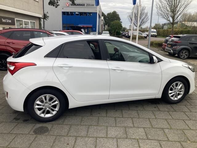 Hyundai I 30 1.6 GDi GO!*RIJKLAARPRIJS*
