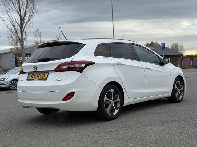 Hyundai I 30 1.6 GDi Comfort AUTOMAAT/PDC/STOELVERWARMING/CRUISE