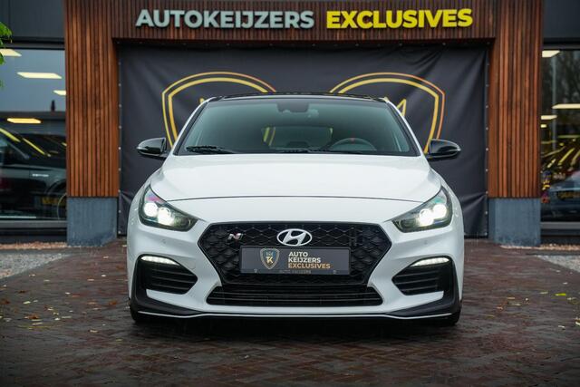 Hyundai I 30 Fastback 2.0 T-GDI N1 Panodak Pops And Bangs Navigatie Camera Stoelverw. Alcantara Keyless Stoel Stuurverw.