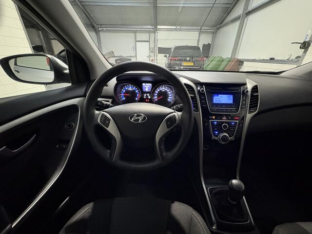 Hyundai I 30 1.6 GDI i-Drive Cool Plus, NL auto, Unieke km stand, Airco, Isofix, Lichtmetaal, Led verlichting, Boekjes, Prijs incl. apk, beurt en 3 maanden garantie