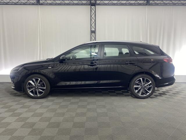 Hyundai I 30 Wagon 1.0 T-GDi MHEV Comfort Smart Automaat | Apple Carplay | Navi | Camera | Winter Pack |