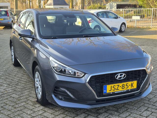 Hyundai I 30 Wagon 1.4 T-GDI Station 6 versnellingen Airco Cruise control