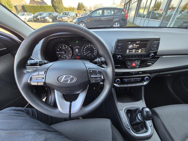 Hyundai I 30 Wagon 1.4 T-GDI Station 6 versnellingen Airco Cruise control