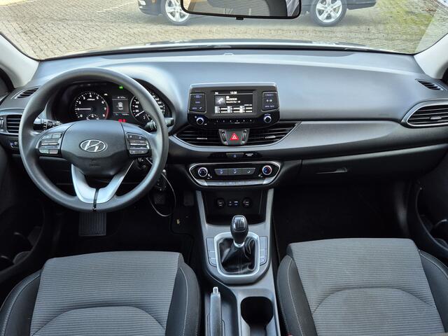 Hyundai I 30 Wagon 1.4 T-GDI Station 6 versnellingen Airco Cruise control