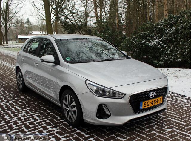 Hyundai I 30 1.4 T-GDI Comfort Bj 18 KEURIGE AUTO! NAVI