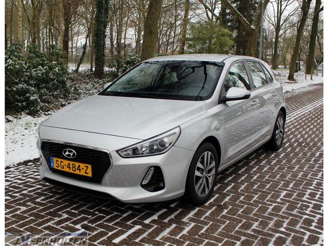 Hyundai I 30 1.4 T-GDI Comfort Bj 18 KEURIGE AUTO! NAVI