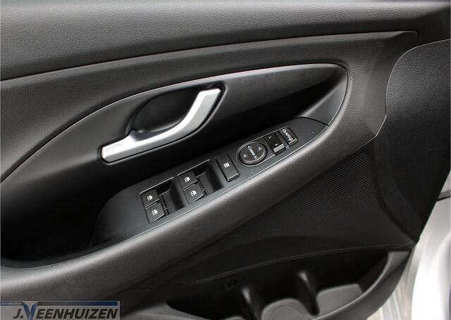 Hyundai I 30 1.4 T-GDI Comfort Bj 18 KEURIGE AUTO! NAVI