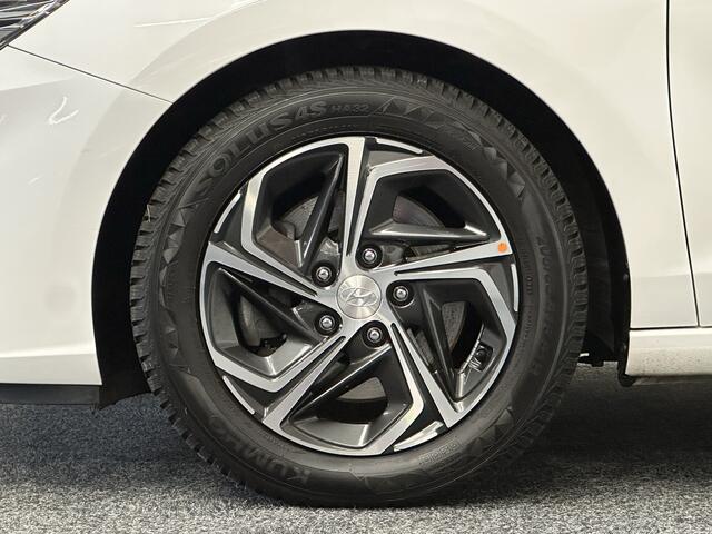 Hyundai I 30 1.0 T-GDi MHEV COMFORT AUTOMAAT ACHTERUIT RIJ CAMERA APPLE CARPLAY NAVIGATIE LM 16 INCH CLIMA SCHAKELFLIPPERS STUURBEDIENING, STOELVERWARMING ZEER MOOI !!