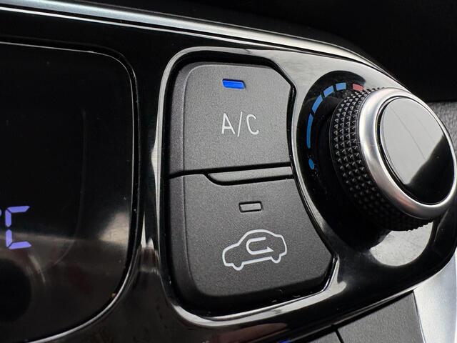 Hyundai I 30 1.0 T-GDi MHEV Comfort Smart Automaat / All-season banden / Apple Carplay/Android Auto / Stoel en stuur verwarming / Automaat / Cruise Control /