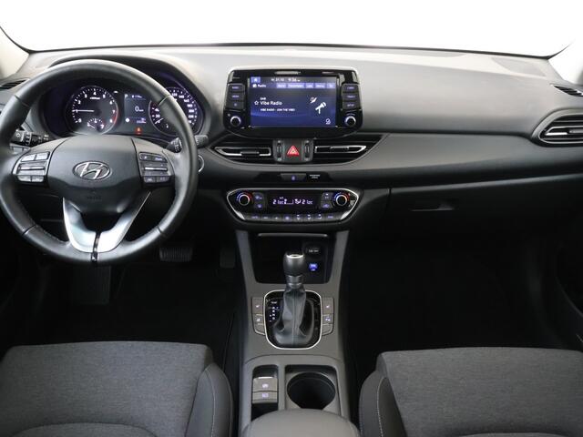 Hyundai I 30 1.0 T-GDi MHEV Advanced Automaat Trekhaak Carplay Camera Winterp