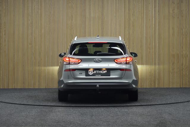 Hyundai I 30 Wagon 1.0 T-GDI Premium | Cruise-control | Afneembare Trekhaak | Google Maps Navigatie | Apple Carplay & Android Auto | Camera | Clima | Stoel & Stuurverwarming | Keyless | All-season Banden | Dodehoekdetectie