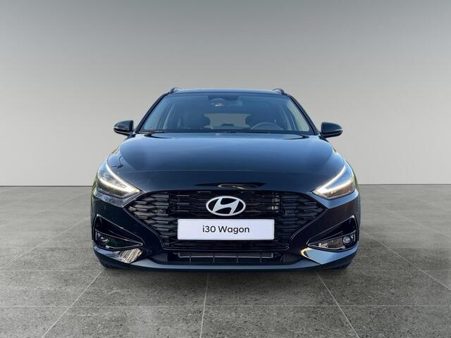 Hyundai I 30 Wagon Comfort 1.0 T-GDi 115pk | CRUISE CONTROL | CAMERA | PARKEERSENSOREN V + A | APPLE CARPLAY / ANDROID AUTO | NAVI | DRAADLOZE TELEFOONLADER | CLIMA |