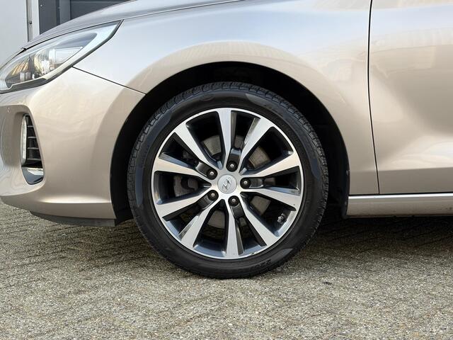 Hyundai I 30 Wagon 1.4 T-GDI Comfort | Panoramadak | dodehoek | Camera | Stoel verwarming |