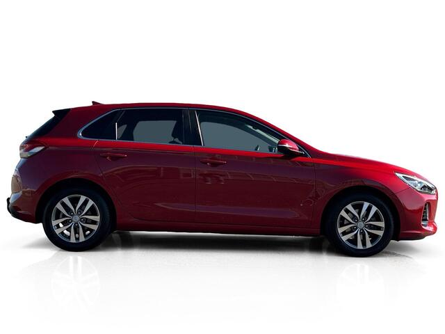 Hyundai I 30 1.0 T-GDI First Edition ? LED ? Camera ? CarPlay