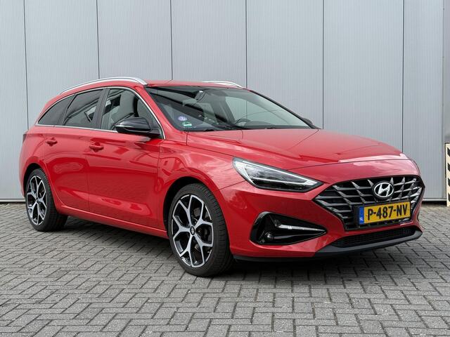 Hyundai I 30 Wagon 1.5 T-GDi MHEV Premium / 18" N velgen / Trekhaak afneembaar 1410 kg / Vol leder / Stoelverwarming en verkoeling / Stuurwiel verwarming / Navigatie / Full LED / Elektrische stoelverstelling / Achteruitrijcamera /