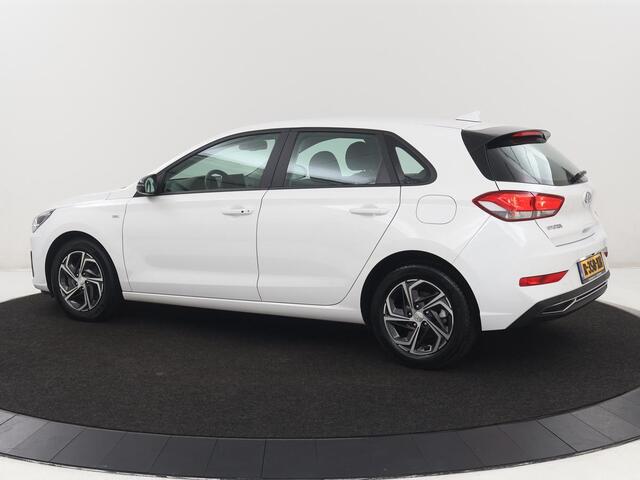 Hyundai I 30 1.0 T-GDi MHEV Comfort Smart | Carplay | Full LED | Keyless | Camera | Navigatie | DAB | Parkeerhulp | Climate control | Bluetooth | Cruise control