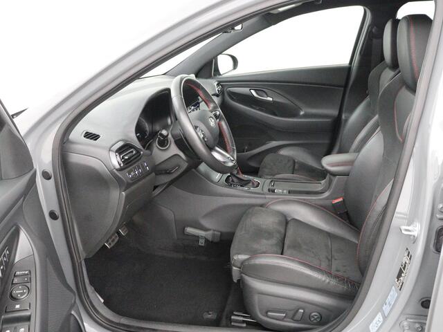 Hyundai I 30 1.5 T-GDi MHEV N Line | Stoelverwarming | Leder/Alcantara | Adaptive cruise | Memory | Carplay | Camera | Navigatie | Keyless | Full LED | 18'' | Side Assist | Parkeerhulp