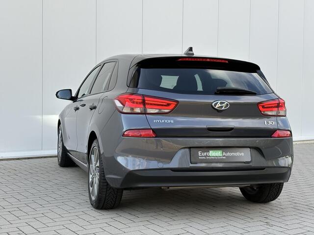Hyundai I 30 1.4 T-GDI Passion | CAM | Stuurverw | Stoelverw. | CLIMATE CONTR.| LED | Carplay | LKA | DAB+