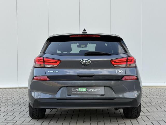 Hyundai I 30 1.4 T-GDI Passion | CAM | Stuurverw | Stoelverw. | CLIMATE CONTR.| LED | Carplay | LKA | DAB+