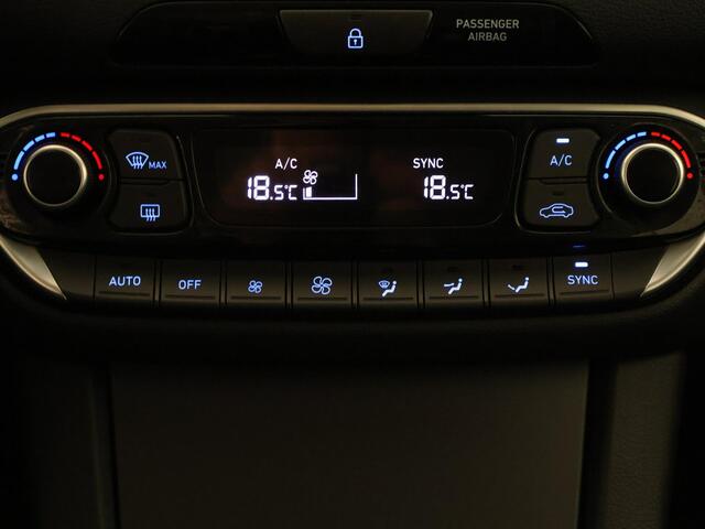 Hyundai I 30 Wagon 1.5 T-GDi MHEV Premium | Stuur-/Stoelverwarming | Navigatie | Parkeersensoren voor & Achter |