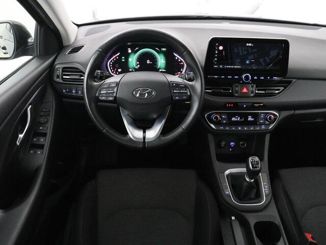 Hyundai I 30 Wagon 1.0 T-GDi MHEV Comfort Smart | Keyless | Navigatie | Adaptive cruise control | Carplay | Climate control | Achteruitrij camera | DAB radio | Bluetooth