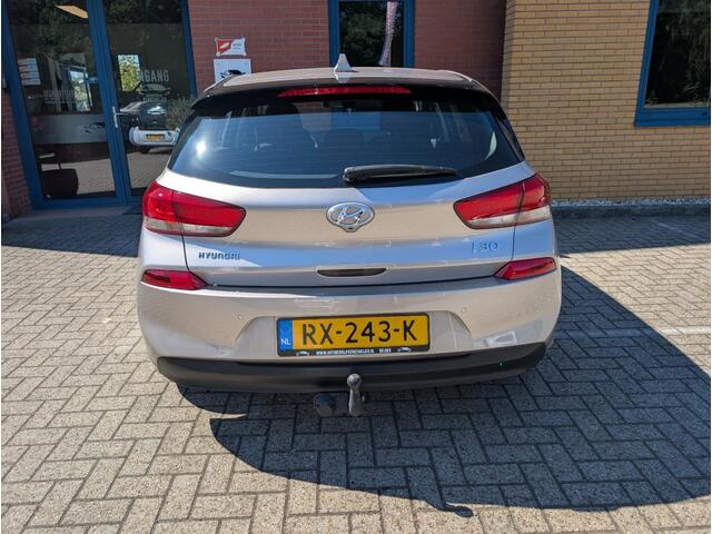 Hyundai I 30 1.0 T-GDI COMFORT, Trekhaak,Cruise,PDC,Navi,Camera