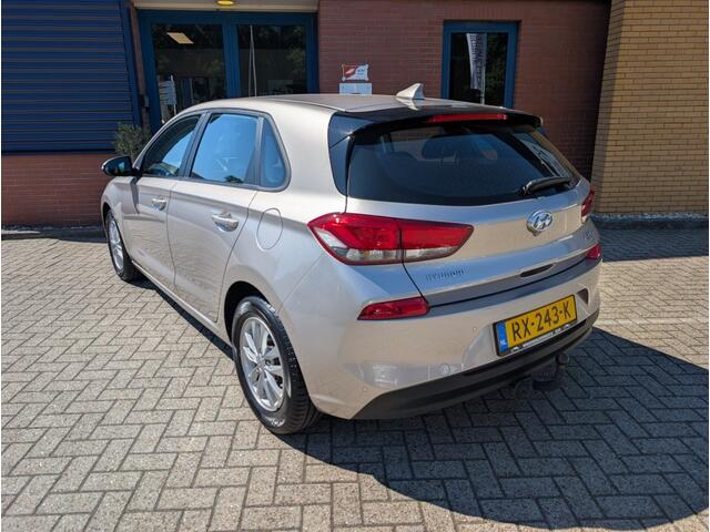 Hyundai I 30 1.0 T-GDI COMFORT, Trekhaak,Cruise,PDC,Navi,Camera