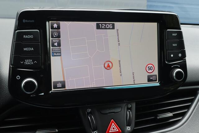 Hyundai I 30 1.4 T-GDI Comfort | Automaat | Camera | Adaptive cruise | Lane assist | Dode hoek | Stoel en stuur verwarming
