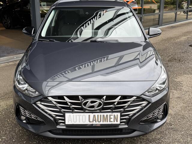 Hyundai I 30 1.5 T-GDi MHEV Comfort Smart 160 PK Navi Camera Carplay LED DAB Keyless LM Velgen