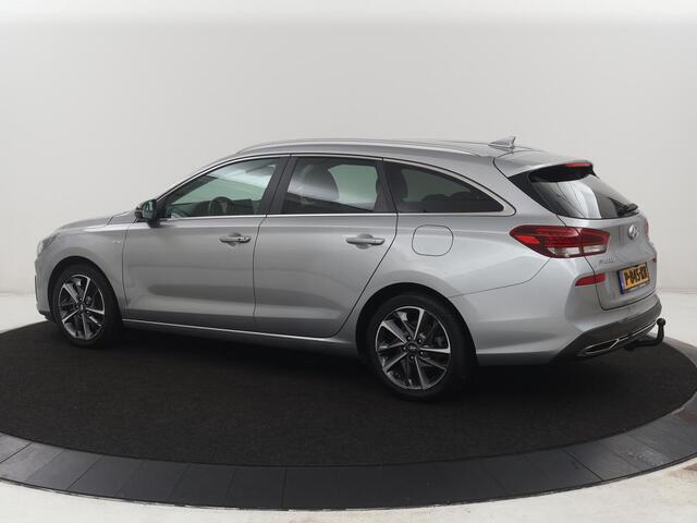 Hyundai I 30 Wagon 1.5 T-GDi MHEV Premium | Leder | Stuur/stoel verwarming | Stoel ventilatie | Cruise control | Lane assist | Camera | Park assist | Climate control | Trekhaak